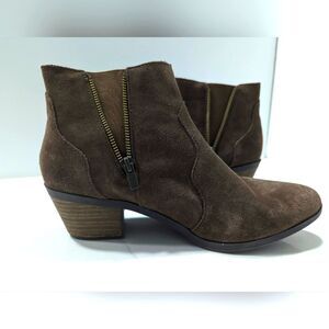Adam Tucker Trixie brown Suede leather faux zipper cowboy ankle Bootie Size 9.5